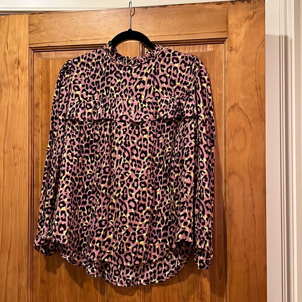LOFT long sleeve animal print shirt